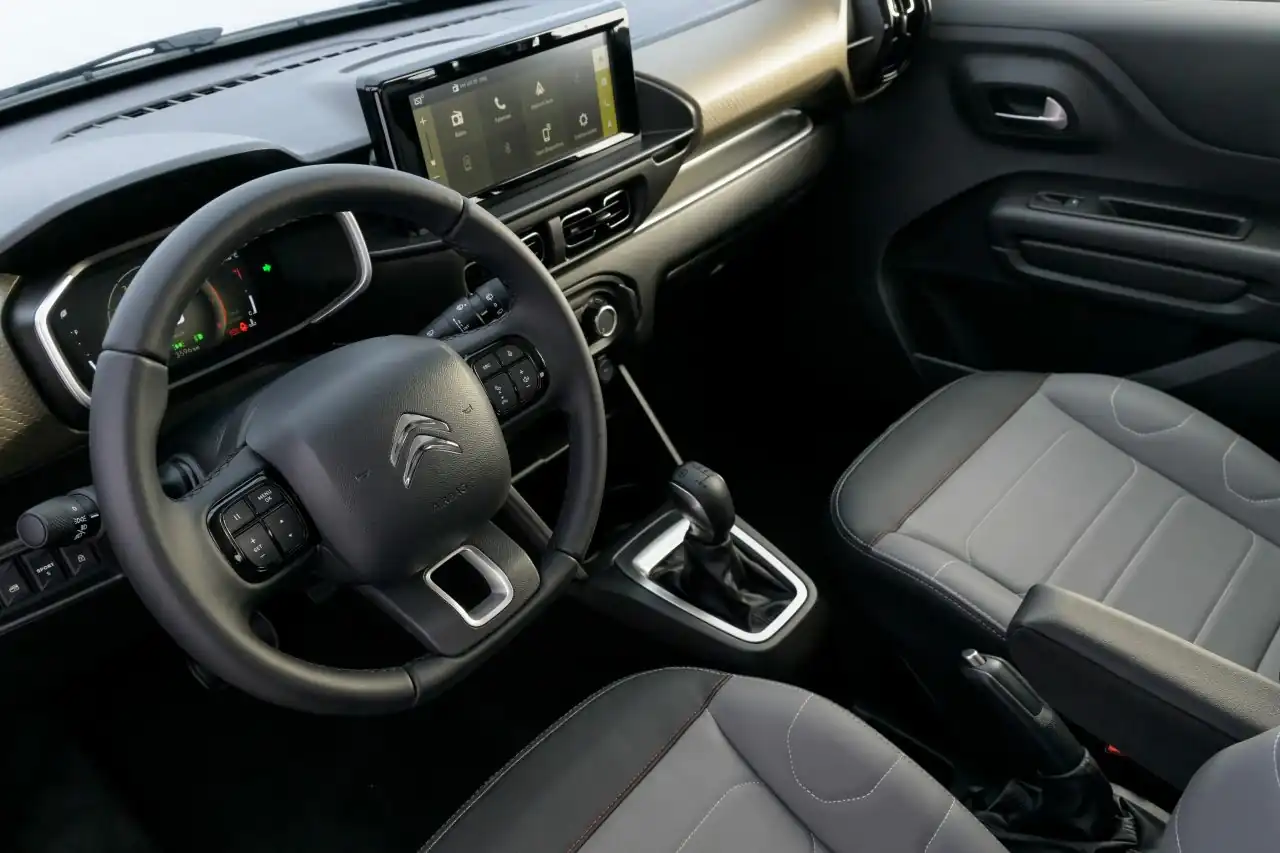 Citroën Basalt 2025 interior
